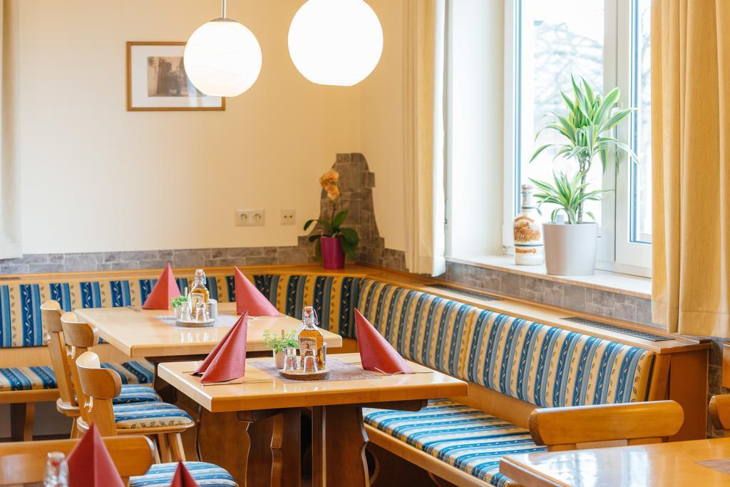 Hotel Rhoenhof Huenfeld Luaran gambar