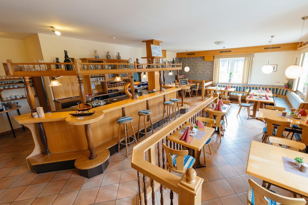 Hotel Rhoenhof Huenfeld Luaran gambar